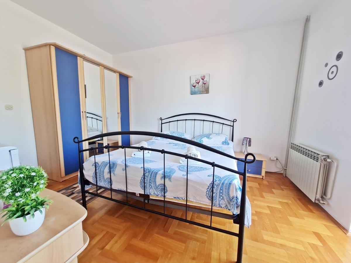 Rooms And Apartments Porat Stobrec Exterior photo