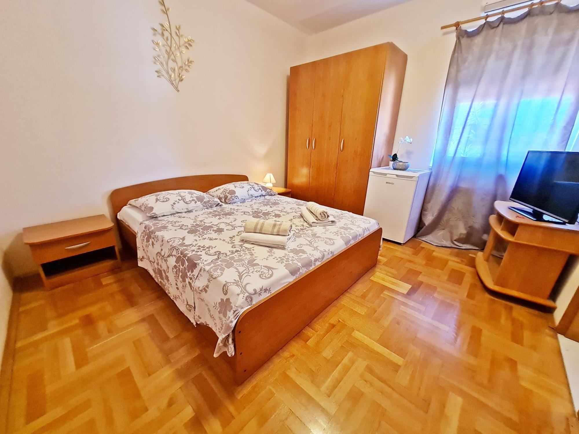 Rooms And Apartments Porat Stobrec Room photo